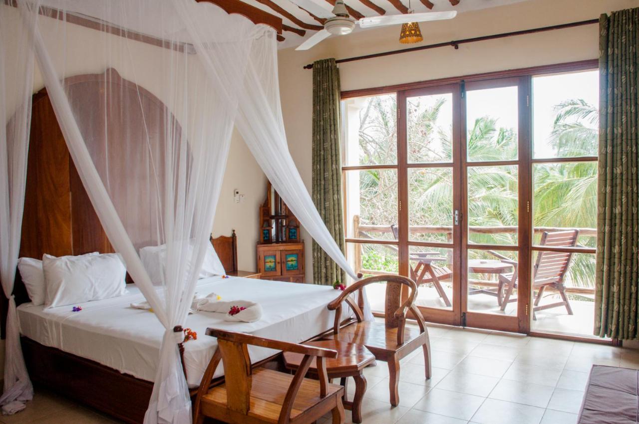 Sunset Kendwa Beach Hotel Exterior photo
