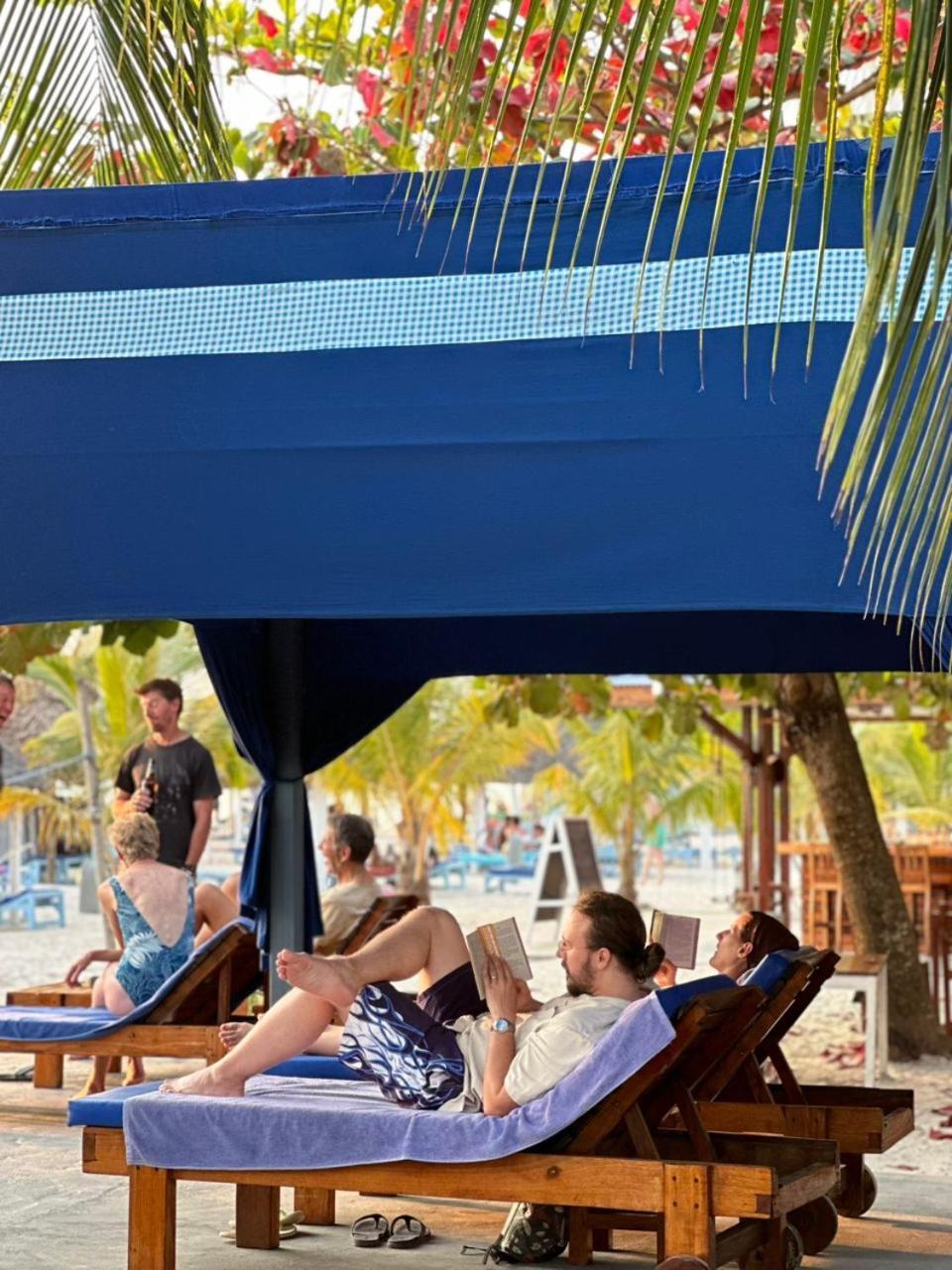 Sunset Kendwa Beach Hotel Exterior photo