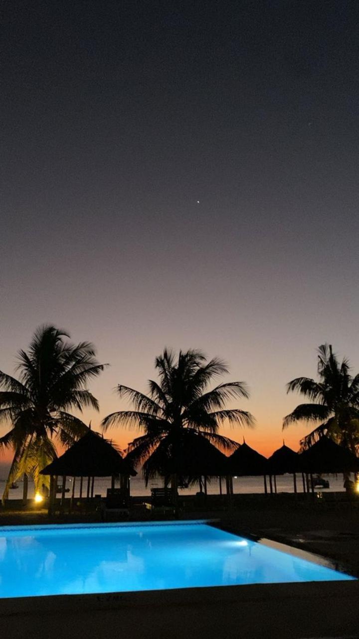 Sunset Kendwa Beach Hotel Exterior photo